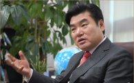 원유철 "핵무장 결단만 남았다" 자위권차원의 핵무장 재강조