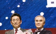 올림푸스, 한국문화예술위원회 선정 '예술나무 후원기업상' 수상 