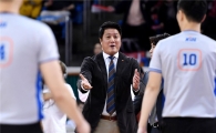 [포토]심판에 어필하는 문경은 감독