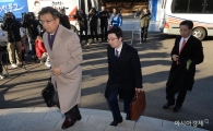 [포토]헌법재판소 도착한 박근혜 대통령 법률 대리인단