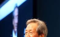 정몽준, 새누리당 탈당했다…개혁보수신당 합류는 ‘아직’