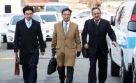 [포토]헌재로 향하는 박근혜 대통령 변호인단 