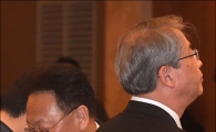 [포토]어색한(?) 사이