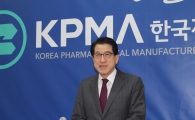 이경호 제약협회장, 임기 1년 남기고 사임 "새 리더십 필요"