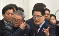 국민의당 대표에 박지원 "이승만·박정희 묘역은 탄핵 이후 참배"