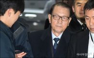 朴 다음달 김기춘과 첫 법정대면…'블랙리스트' 심리 시작
