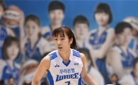 '존스+박혜진 35점 합작' 우리은행 9연승