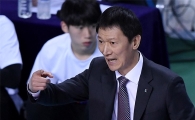 '고비 넘긴' 이정철 감독 "우승 경쟁 끝까지 간다"