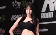 [포토]이은혜, '로드걸 데뷔했어요'