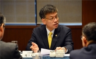 특검 "소신대로 하라는 말도 외압"…삼성 "논리비약" 