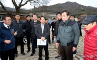 이낙연 전남지사,화순 능주 빈집 철거 부지 공동주차장 방문 