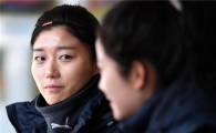 [포토]이민아 바라보는 심서연