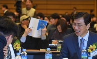 [포토]활짝 웃는 안희정 지사