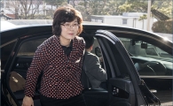 [포토]출근하는 이정미 권한대행