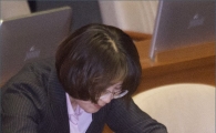 [포토]정의당, 본회의장에서 '특검연장' 피켓팅