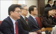 [한국당 토론]정우택 "盧 일가 640만 달러 받았다…文에 정권 줄 수 없어"