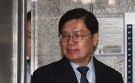 [포토]굳은 표정의 박충근 특검보 
