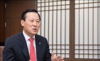 [아시아초대석]김도진 기업은행장 "中企, 외환위기 수준 고통…어렵다고 대출 줄일 수 없다"