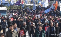[포토]청와대로 향하는 시민들 