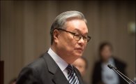 자유한국당 경선후보 9명 등록…인명진 "다다익선, 그만한 규모 되는 당"