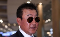 [포토]김기태 감독, '전지훈련 마치고 돌아왔어요'