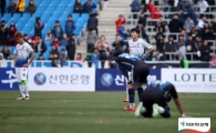 전북, 인천 원정서 득점 없이 무승부…개막 3연승 실패