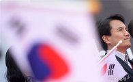 [한국당 후보선출]김진태 "洪, 당원 마음 아프게 말라…꼭 이기고 돌아오길"