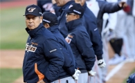 한화, 김성근 감독 전격 경질...이상군 투수코치 대행체제(속보)