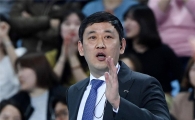 [포토]선수들 독려하는 최태웅 감독