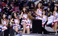 [포토]공연하는 LG 치어리더
