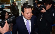 [포토]롯데 비자금 조성 관련 황각규 사장, 공판 출석 