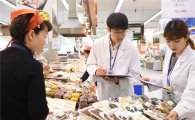 "식중독을 막아라"…농협유통, 매주 '식품 안전 점검의 날' 개최 