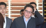 [포토]출국하는 최태원 SK회장 