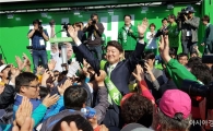 安 "상속자의 나라 끝내겠다…실력으로 승부하는 대한민국"