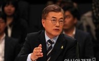 김어준, '문재인 동성애' 관련 "홍준표 큰 기술에 말렸다…여러 문제 섞인 질문"