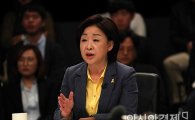 '토론의 여왕' 심상정, 5차 TV 토론 홍준표 저격 나선다