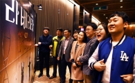 [포토] LG, 의인상 수상자 '라 베리타' 공연 초청 
