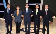 文, 安 '국회 추천 총리'에 "많은 시간 걸려 문제"