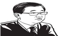 [박관천의 막전막후] 박정부 문건 논란...황 전 총리의 불편한 오류