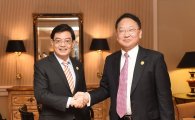 韓-싱가포르 재무장관 만남…"자유무역 촉진해야"
