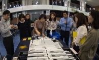 [포토]개표기 운영 교육받는 참관인들