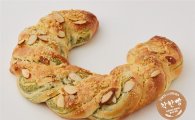 뚜레쥬르, 착한빵 시리즈 '우리쌀로 만든 쑥떡브레드' 출시