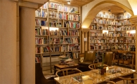 문학의 숲에 잠들다… 호텔 속 자리잡은 도서관의 비밀 