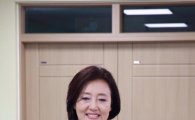 박영선,"눈치 안 보고 임을 위한 행진곡 제창하다니..." 감격