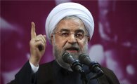 이란 대통령 "탄도미사일 계속 개발할 것"…美비판에도 아랑곳하지 않아