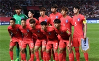 [포토]기니전 선발 출전하는 태극전사들