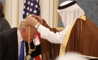 美-사우디 124조원대 무기 계약…트럼프 "엄청난 투자"