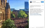 "우리는 두렵지 않다" 맨체스터 테러에 SNS 추도 물결