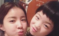 '파수꾼' 이시영, 아역 함나영과 귀여운 셀카 "우리 딸 유나야"