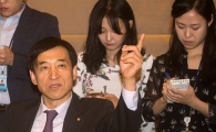 [포토]발언하는 이주열 총재